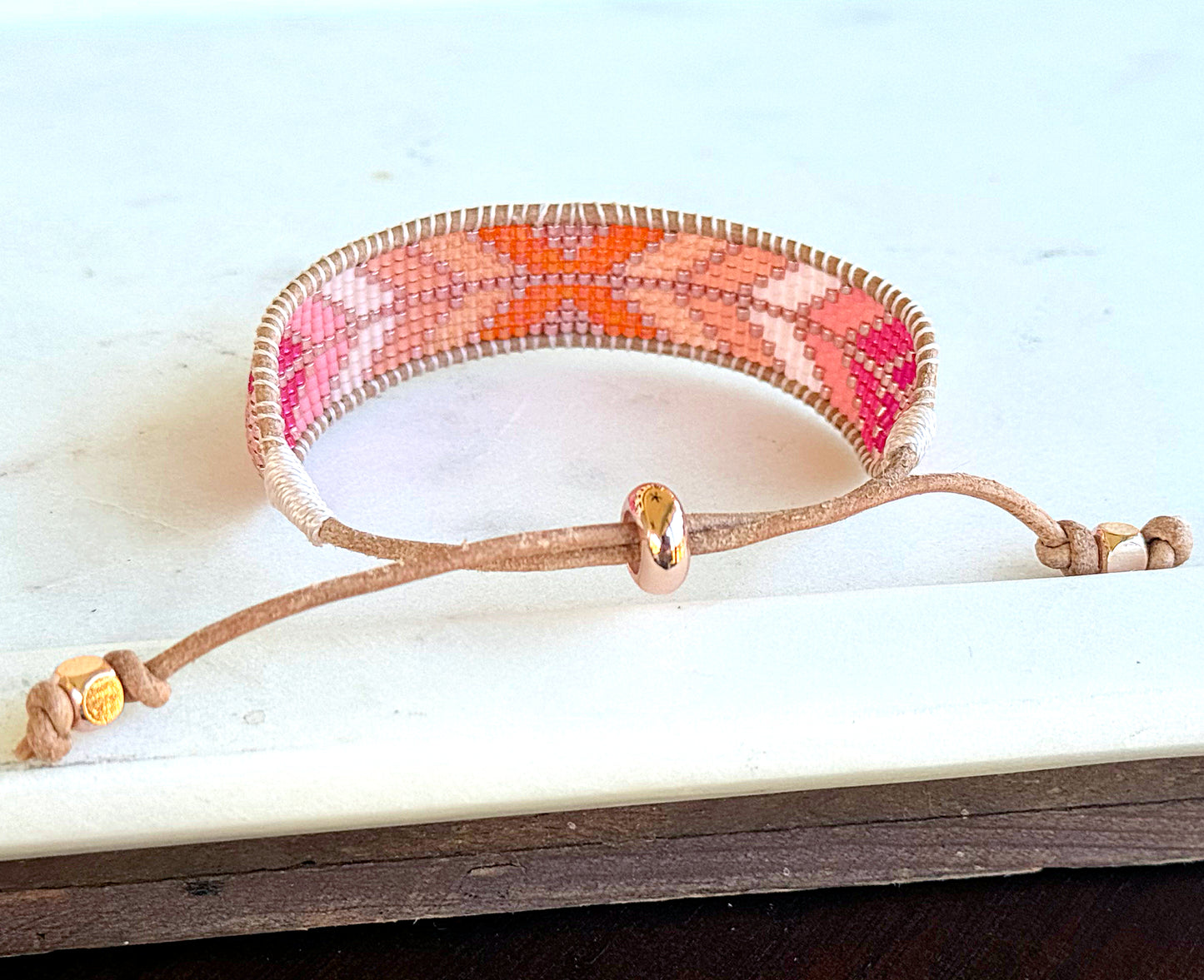 Hot pink Agate and glass bead Adjustable Leather Bracelet