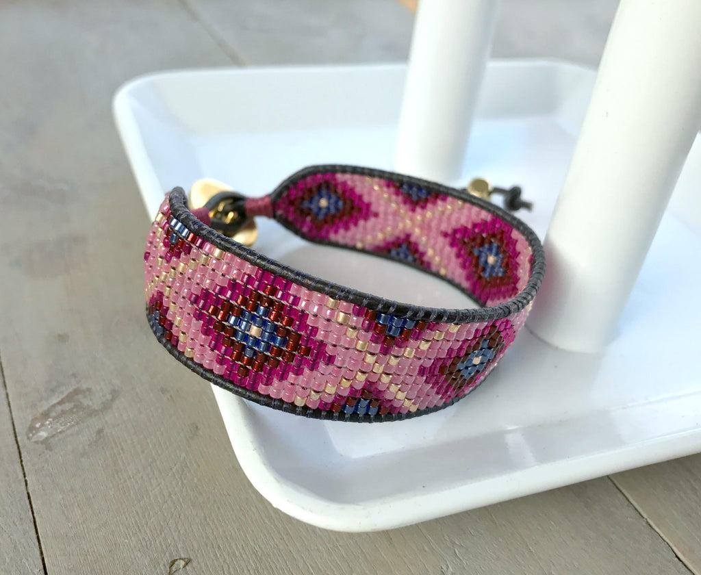 Pink Tribal Ombre Diamond beaded friendship bracelet – Tower Creations