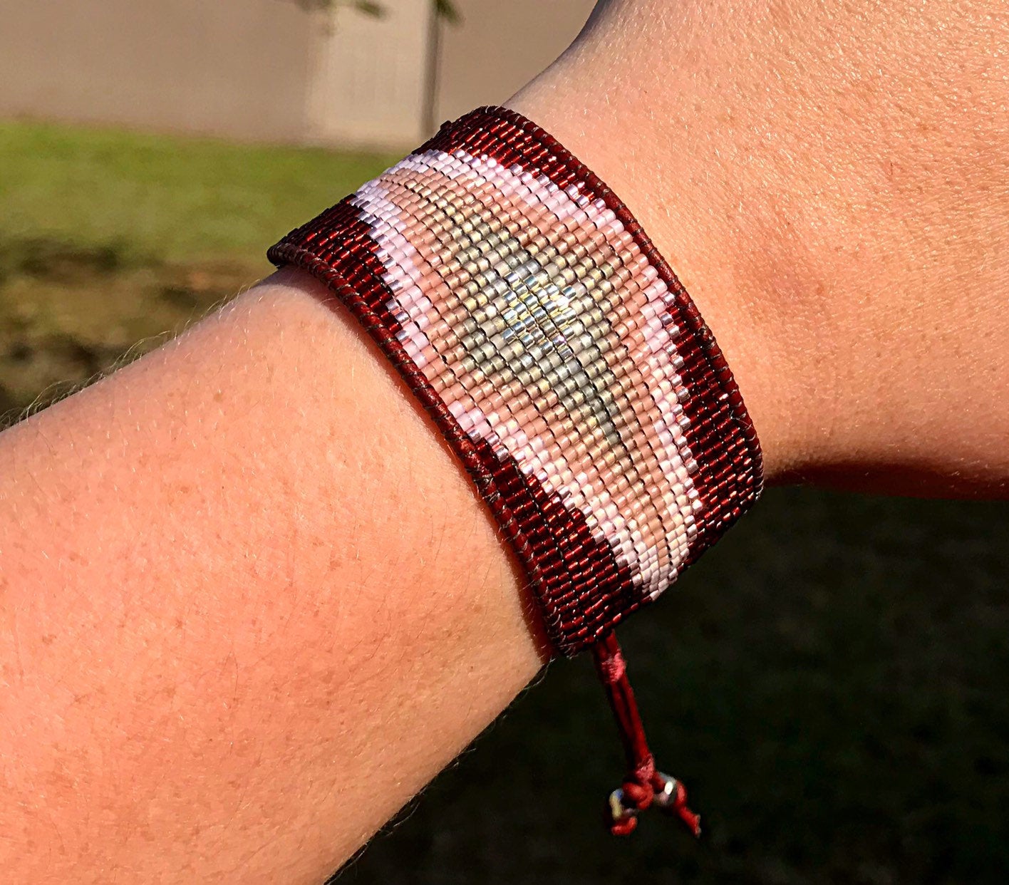 Maroon and Blush Diamond Burst Loom Bracelet